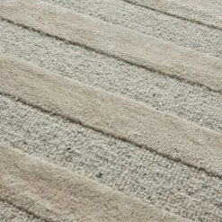 Braco Hand Tufted Wool Rug - Cream & Grey 15 Braco Hand Tufted Wool Rug - Cream & Grey -Lumi Home Shop Natural Braco Handtufted Wool Cream Grey Rug Industville RG 20 HTW CR GR Detail