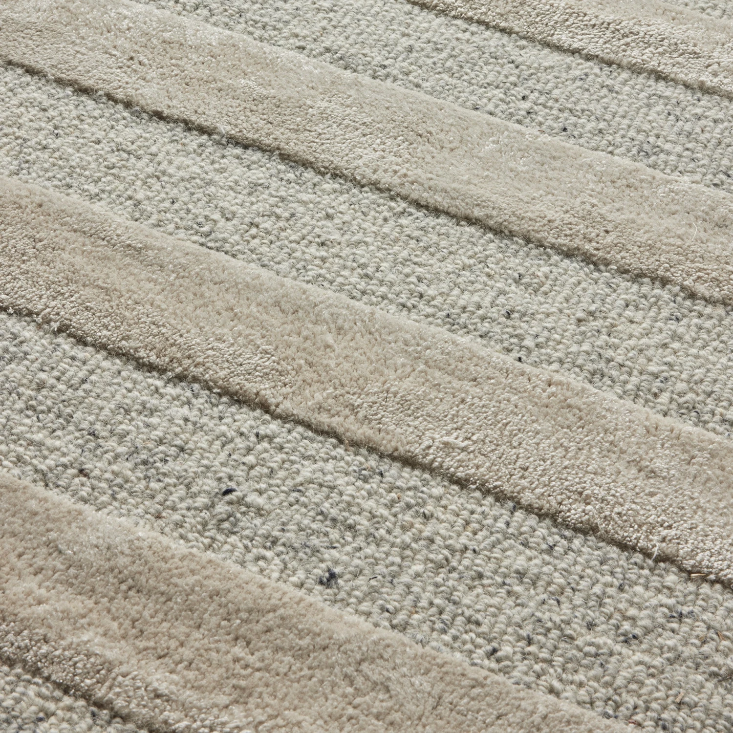 Braco Hand Tufted Wool Rug - Cream & Grey 9 Braco Hand Tufted Wool Rug - Cream & Grey - Image 7