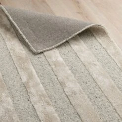 Braco Hand Tufted Wool Rug - Cream & Grey